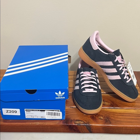 adidas Shoes - adidas Handball Spezial Sneakers — Navy and Light Pink